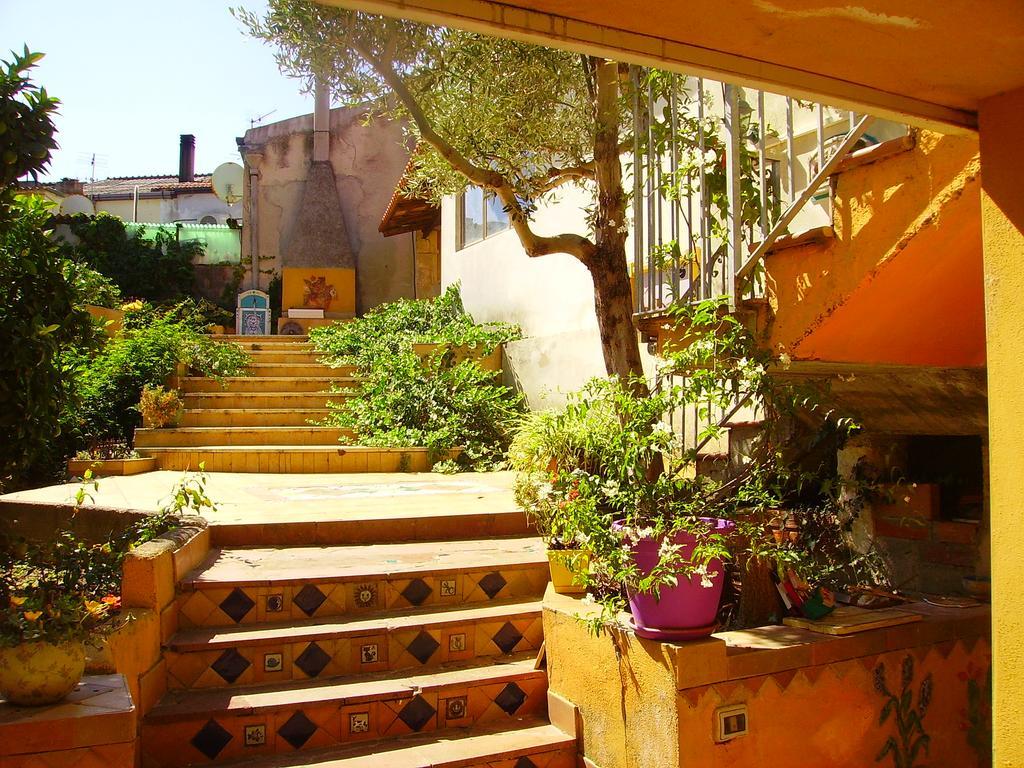 Usini L'Antica Cantina المظهر الخارجي الصورة